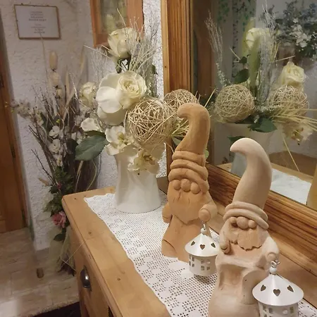 Garni' Aurora Hotel *