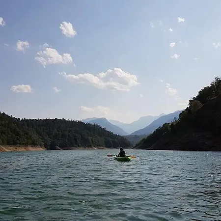 Garni' Aurora Hotel Tret